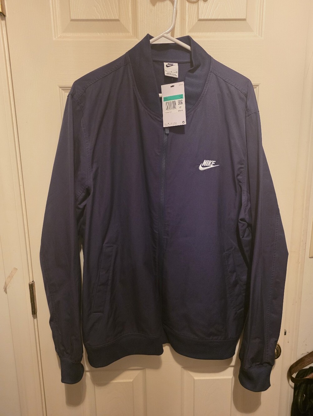Nike Men's Navy Blue Lightweight Windbreaker Jacket